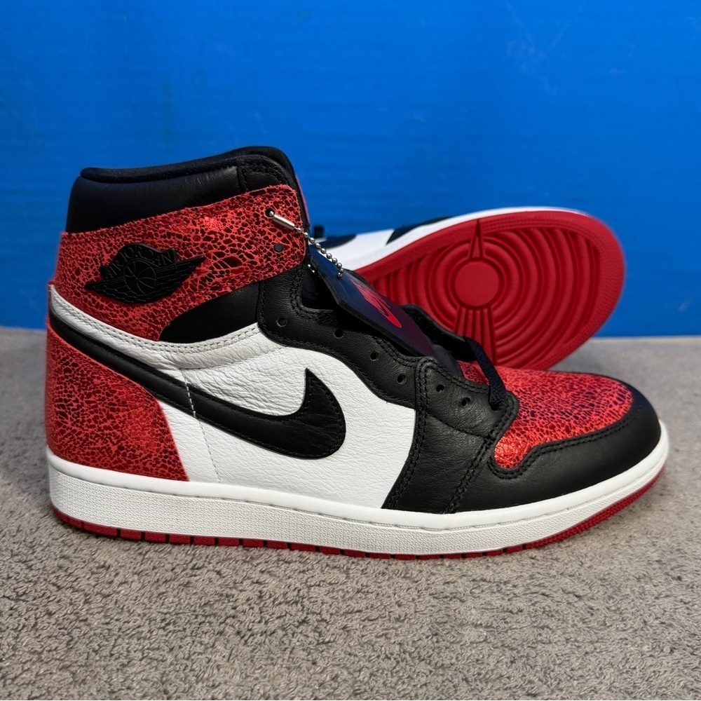 Jordan 1 high retro w
Ruby
Brand new